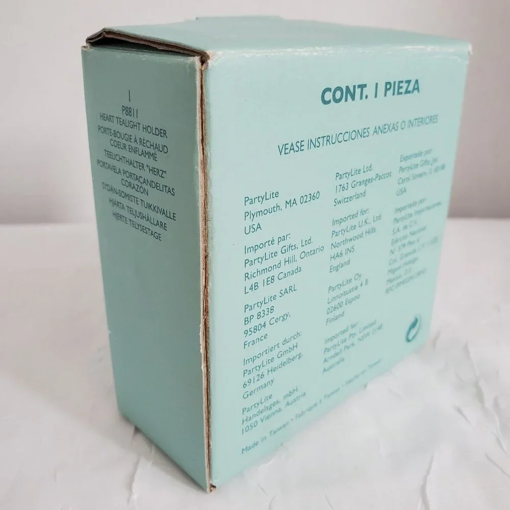 PartyLite Red Glass Heart Tealight Candle Holder Retired P8811 - Picture 6 of 12